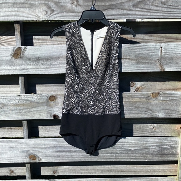 Black Bodysuit, Size XS NWOT - Picture 4 of 15